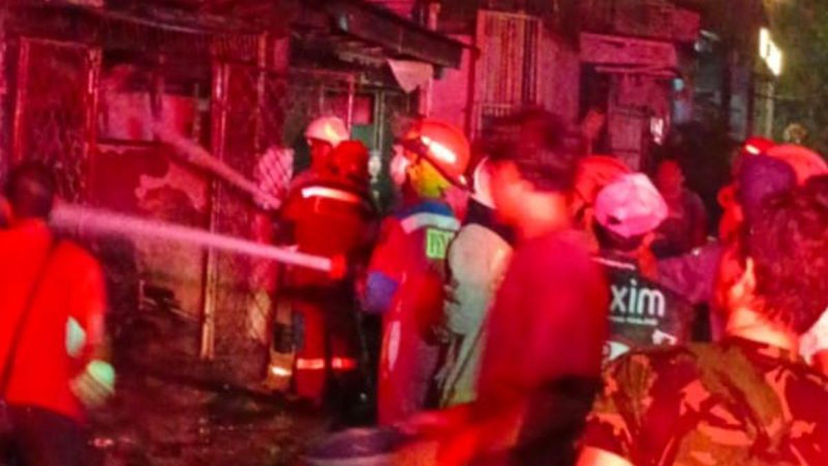 Kebakaran di Jakarta Utara Tewaskan 5 Orang, Diduga dari Pengecasan Mobil Listrik